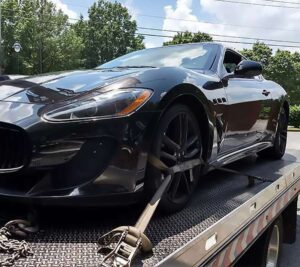 Tow-Service-Near-Me-Expert-Towing
